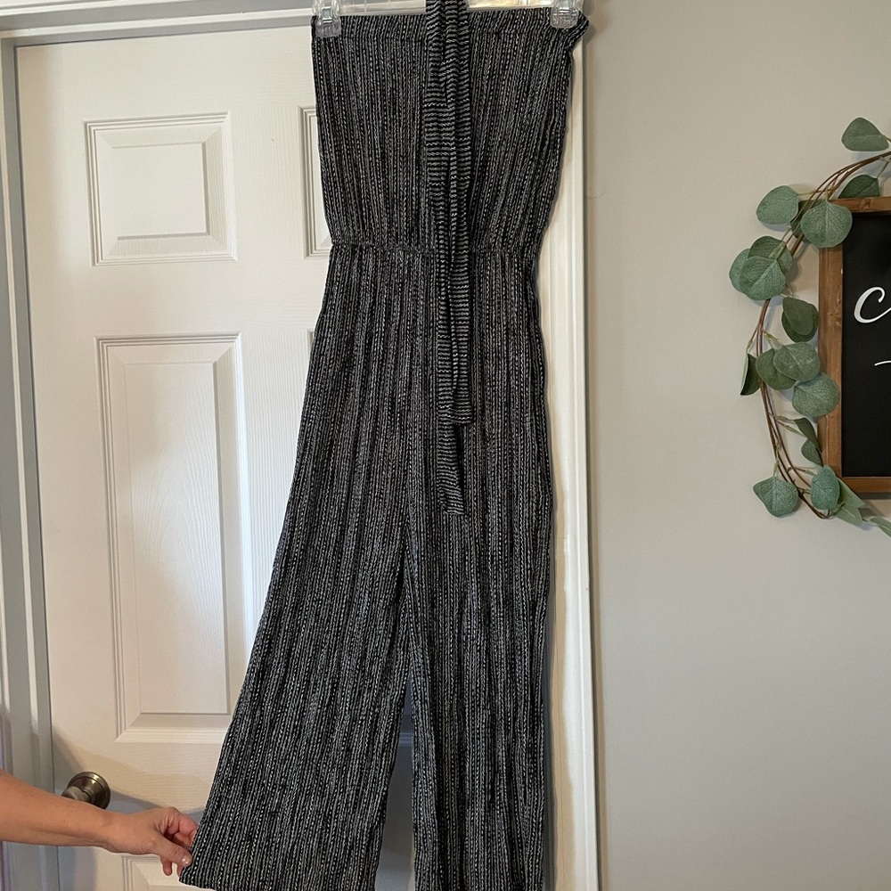 Strapless romper